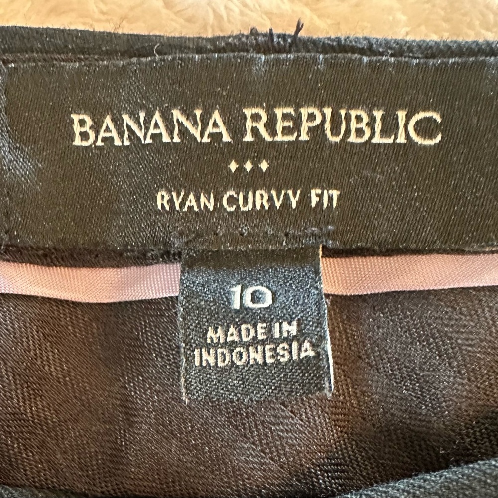 Banana Republic Women’s Black Pant
